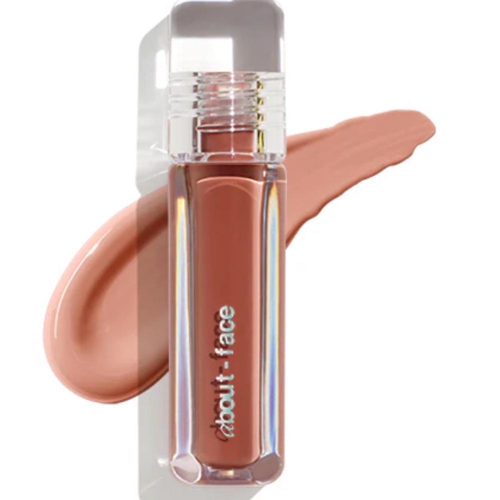 About Face Light Lock Lipgloss in Double Clutch BNIB